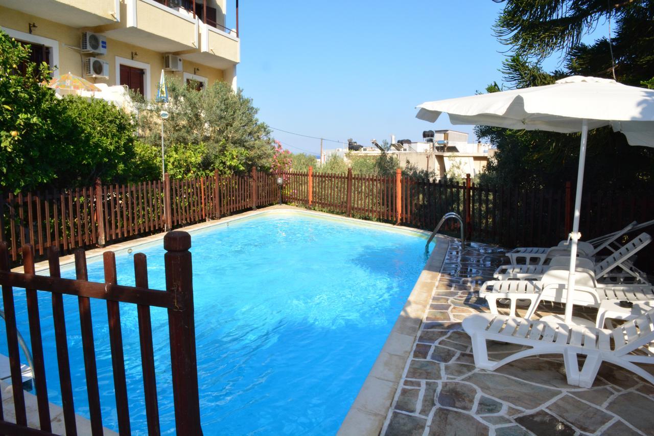 Voula Apartments Agia Marina  Экстерьер фото