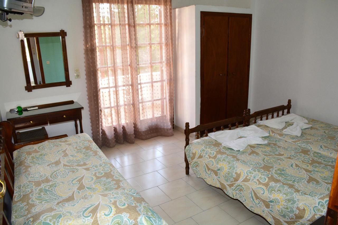 Voula Apartments Agia Marina  Экстерьер фото