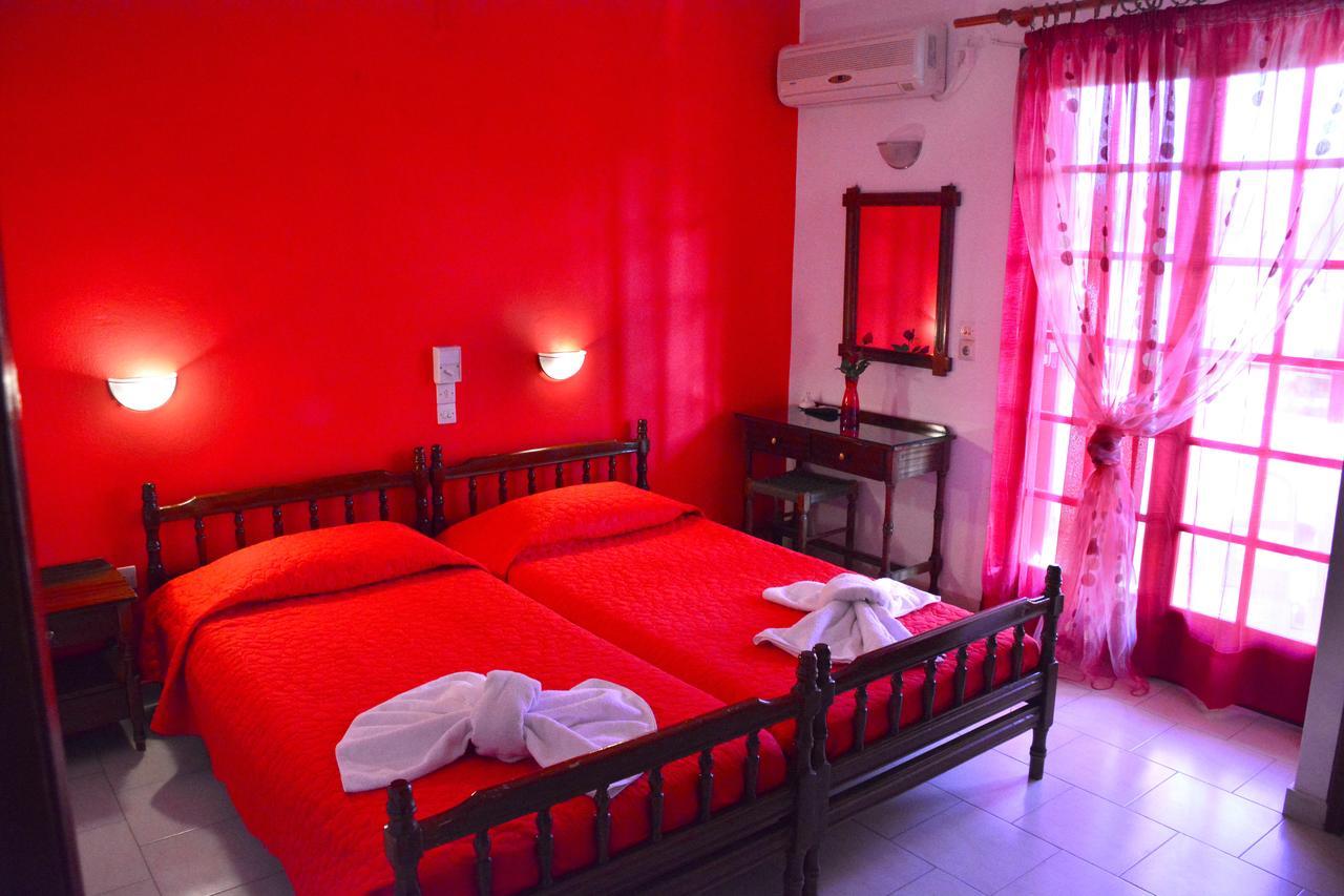Voula Apartments Agia Marina  Экстерьер фото